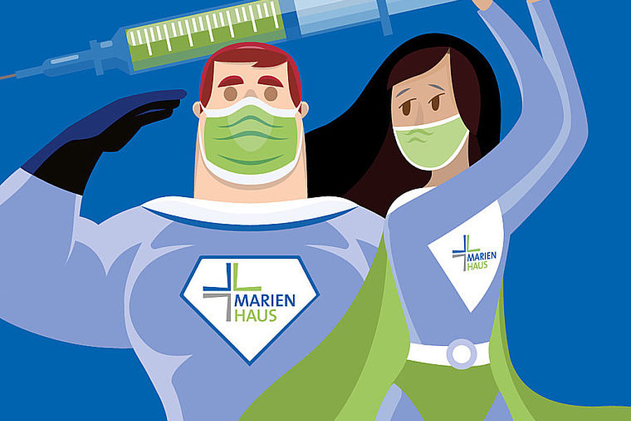 Zwei Superhelden mit grünen Masken und Umhängen halten eine große Spritze, tragen Marienhaus Logos auf der Brust