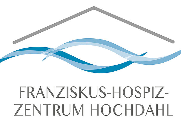 Logo des Franziskus-Hospiz-Zentrums Hochdahl mit stilisiertem Dach und zwei geschwungenen Linien darunter