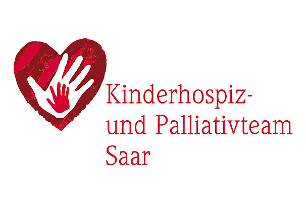Logo Kinderhospiz- und Palliativteam Saar mit rotem Herz und zwei ineinander liegenden Händen